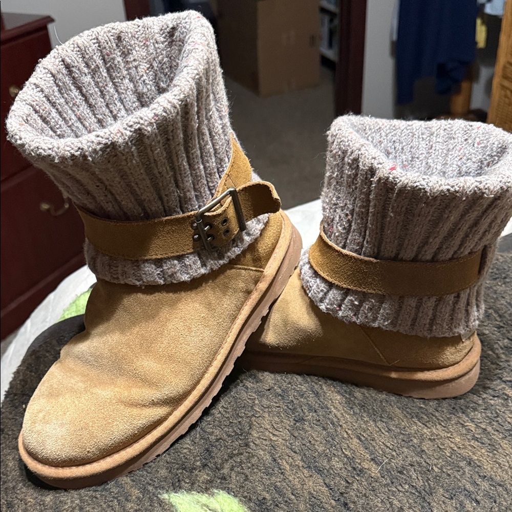 UGG Chestnut and Heather Gray Knit Cuff Boots